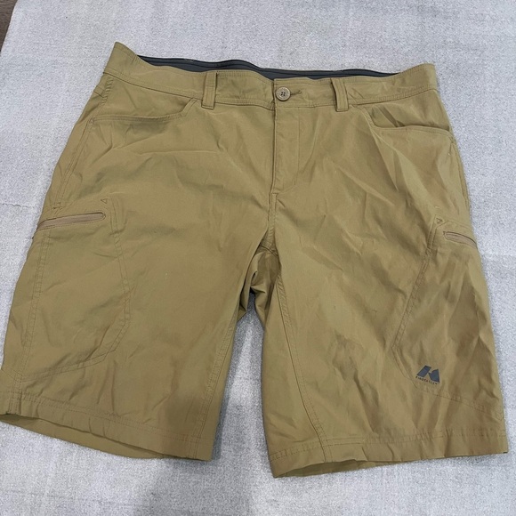 [40] Eddie Bauer Men's Guide Pro Cargo Shorts Beige Nylon Outdoor Hiking - Picture 4 of 11